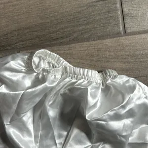White silky pajama shorts Size XS thumbnail 2