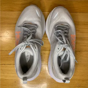 Hoka Bondi 8 Women's Sneakers in Gray - Size 8.5 Wide thumbnail 6