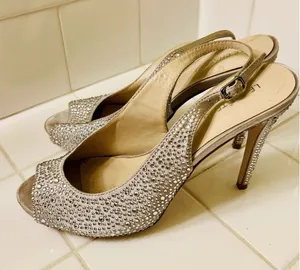 Le Château Rhinestone Covered Silver Heels 4 Inches Tall Size 8 Women’s thumbnail 1