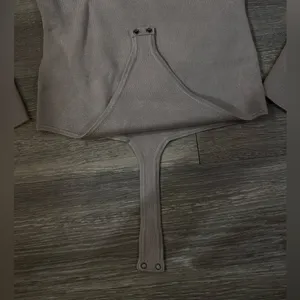 Abercrombie and Fitch Tan Sweetheart Bodysuit thumbnail 4