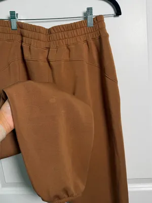SPANX Airessentials Sweatpants In Cocoa Flawed Size Medium Soft Cozy thumbnail 7