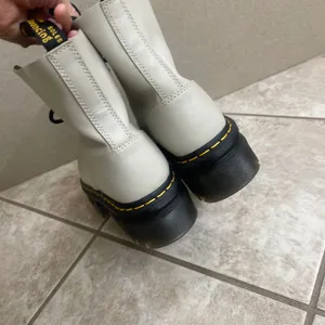 Dr. Martens Audrick 8-Eye Boot cobblestone used 1X Leather Platform US 7 womens thumbnail 3