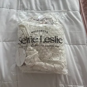 White Lace Dress (Selfie Leslie) thumbnail 5