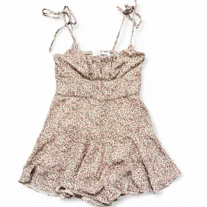 Princess Polly floralThe Marko Romper thumbnail 1