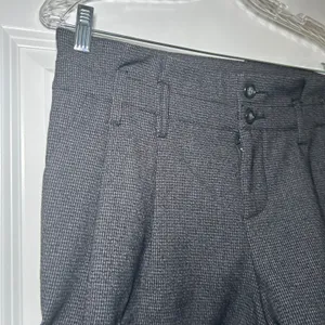 Free People Black Comb Micro Check Pleated High Rise Cuffed Shorts 6 Academia thumbnail 2