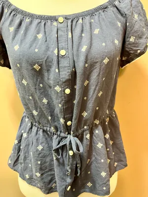 Abercrombie and Fitch Off The Shoulder Top Size Small thumbnail 2