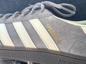 Adidas Sambas unisex 9.5 men, 10.5 women thumbnail 2