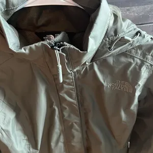 The North Face Lightweight Parka thumbnail 3