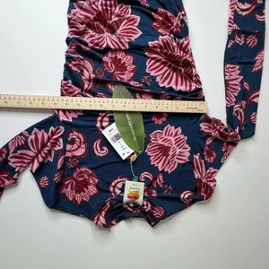 NWT Farm Rio‎ Flower Delicacy Dark Blue Floral Jersey Top Small Ruched Tropical thumbnail 10