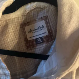 cropped flannel thumbnail 3