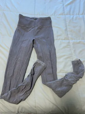 Lululemon Leggings size 4 thumbnail 1