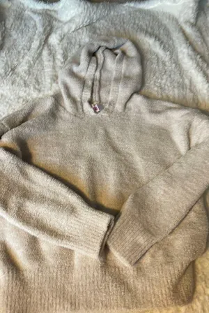Soft Long Sleeved Sweater Tan Size XS thumbnail 1