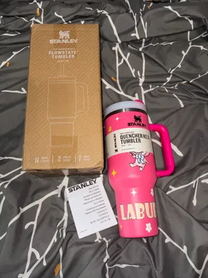 Stanley x Pop Mart Labubu limited-edition 40 oz Quencher H2.0 FlowState Tumbler thumbnail 2
