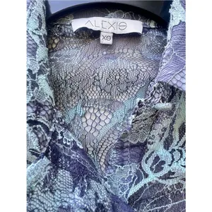 Alexis Floral Lace Blouson Sleeve Sheer Button Front Silk Blouse Romantic XS thumbnail 4