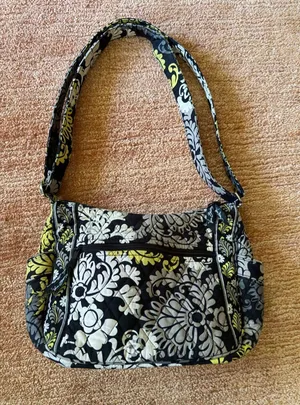 Vera Bradley Baroque Shoulder Bag great condition thumbnail 1