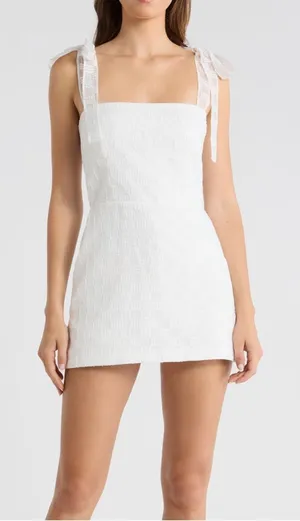 NEW AMANDA UPRICHARD keenan sleeveless romper in ivory thumbnail 1