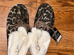 Hey Dude Britt Abstract Tan Leopard shoes size 7 new with tags thumbnail 4