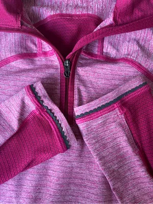 Lululemon Run For Gold 1/2 Zip thumbnail 3