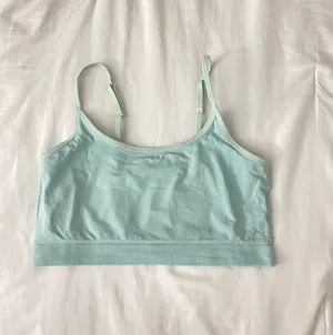 PINK Victoria’s Secret Top thumbnail 2