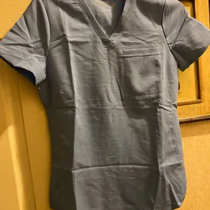 Fabletics Scrub Top thumbnail 1