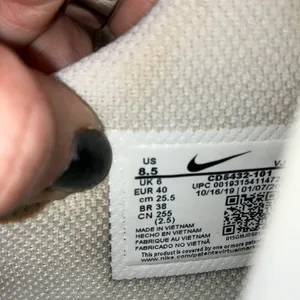 Nike 🧜‍♀️  Air Max Sneakers, 8.5 thumbnail 6