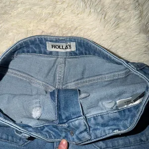 Rollas NWOT High Rise Wide Leg Size 27 thumbnail 3