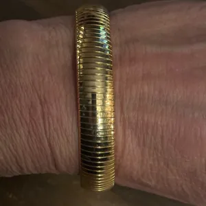 Vintage Marshal Metals flexible ribbed bangle bracelet Gold thumbnail 2