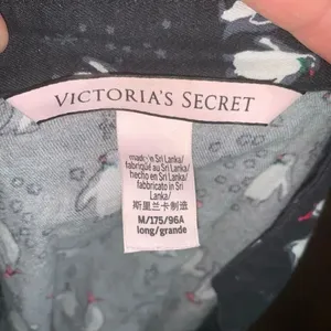 Victoria’s Secret tuxedo penguins flannel button down pj shirt thumbnail 3