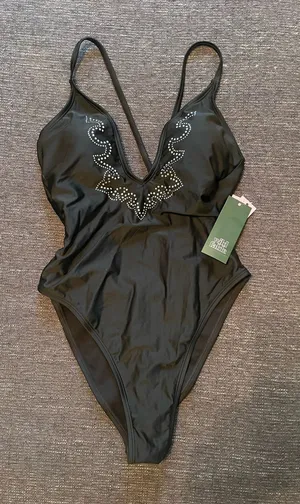 One Piece Swimsuit Women’s Black thumbnail 1