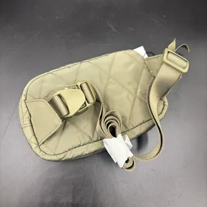 NWT Vera Bradley Women's Essential Mini Belt Bag Ultralight Quilted Sage‎ Green thumbnail 3