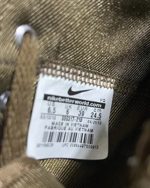 Nike Toki Brown High Top Sneaker, Suede, Men’s Sz 6.5 Women Sz 8, Cozy, Vintage thumbnail 5