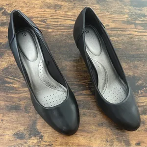 🦋 Time and Tru Black Heels Classic Office Formal Neutral Basic 10 thumbnail 1