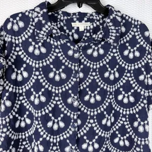 Fig + Flower Navy Blue White Embroidered Button Front Blouse Short Sleeve Medium thumbnail 2