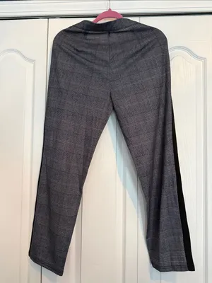 Cupshe Gray Plaid Straight-Leg Pants with Black Side Stripe thumbnail 5
