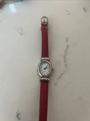 Classic Red Leather Strap Women's Watch thumbnail 2