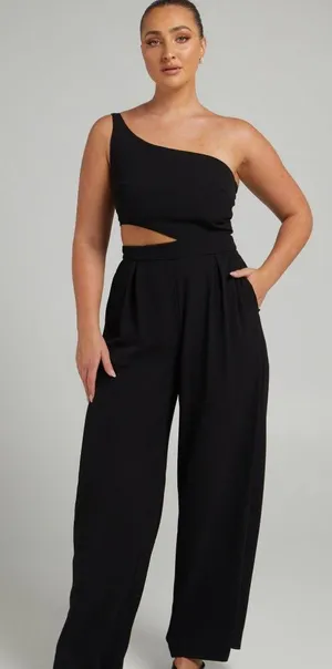 Black Jumper NWT thumbnail 1