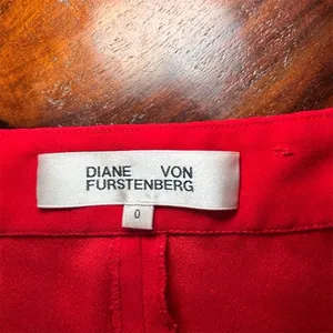 Diane Von Furstenberg Women's Red Dress Pants Size 0‎ Straight Leg thumbnail 4