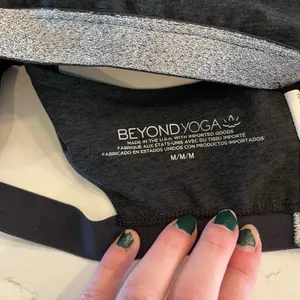 Beyond Yoga Shine On Spacedye Sparkly Sports Bra Size‎ Medium thumbnail 6