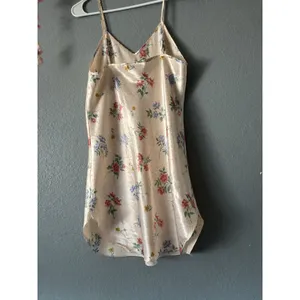 Romantic vintage Dentelle satin slip dress thumbnail 8