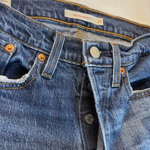 Levi's Wedgie Straight Jeans Checkerboard Blue Retro Indie Grunge Size 27‎ thumbnail 9