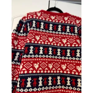 Ardene Women's Red Navy White‎ Reindeer Fair Isle Knit Sweater Size M thumbnail 3