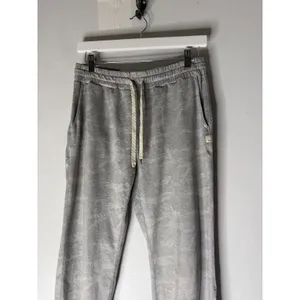 Vuori Heather grey camo performance joggers‎ women's size small thumbnail 3