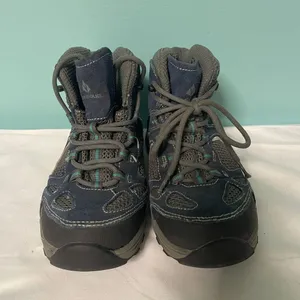 Vasque Leather Upper Hiking Boots Women's Size 5‎ Black And Gray thumbnail 2
