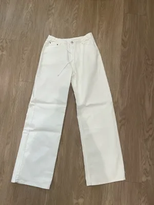 White jeans thumbnail 1