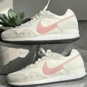 Nike Venture Runner Womens White PinkRetro Mesh Sneaker CK2948-104 Size‎ 10 thumbnail 7