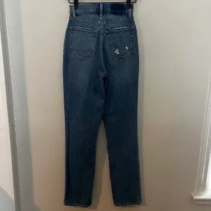 ABERCROMBIE- Curve Love Ultra High Rise 90s Straight Jean Criss-Cross thumbnail 6