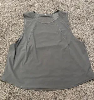 Lululemon Sculpt Cropped Tank Top size large thumbnail 1