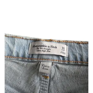 Abercrombie & Fitch Curve Love 90's Straight Ultra High Rise Jeans Size: 31 thumbnail 5