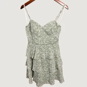 By & By Sage Green Floral Tiered Ruffle Mini Dress Sweetheart Neck Size M thumbnail 3