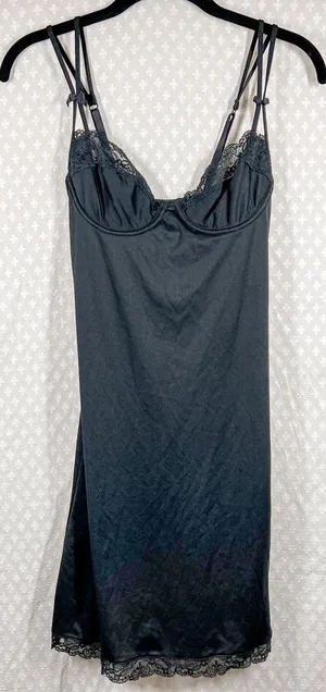 Victoria's‎ Secret Black Vintage Lace Underwire Satin Slip Dress thumbnail 1